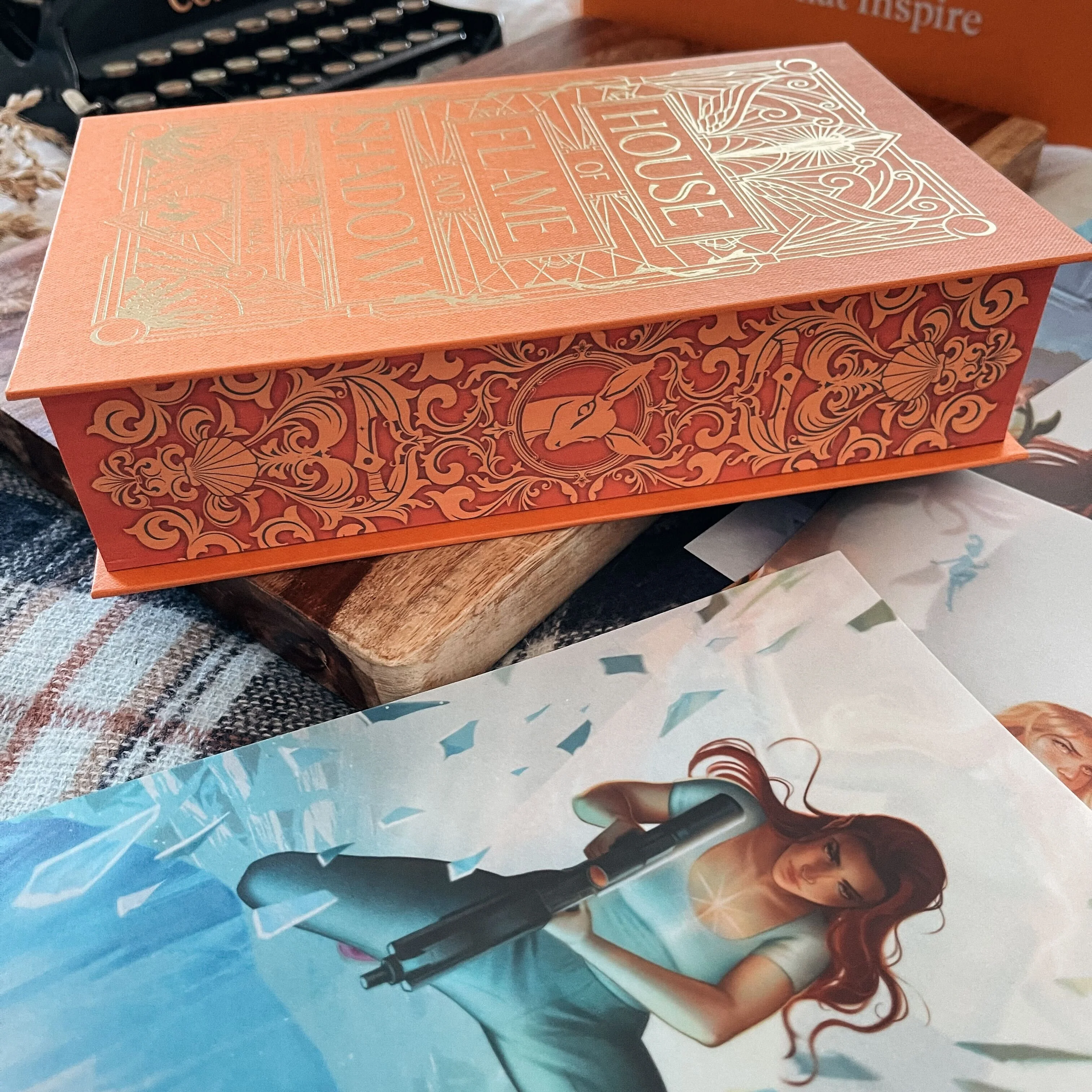 Crescent City – House of Flame and Shadow by Sarah J Maas (Illumicrate Exclusive) - Image 3