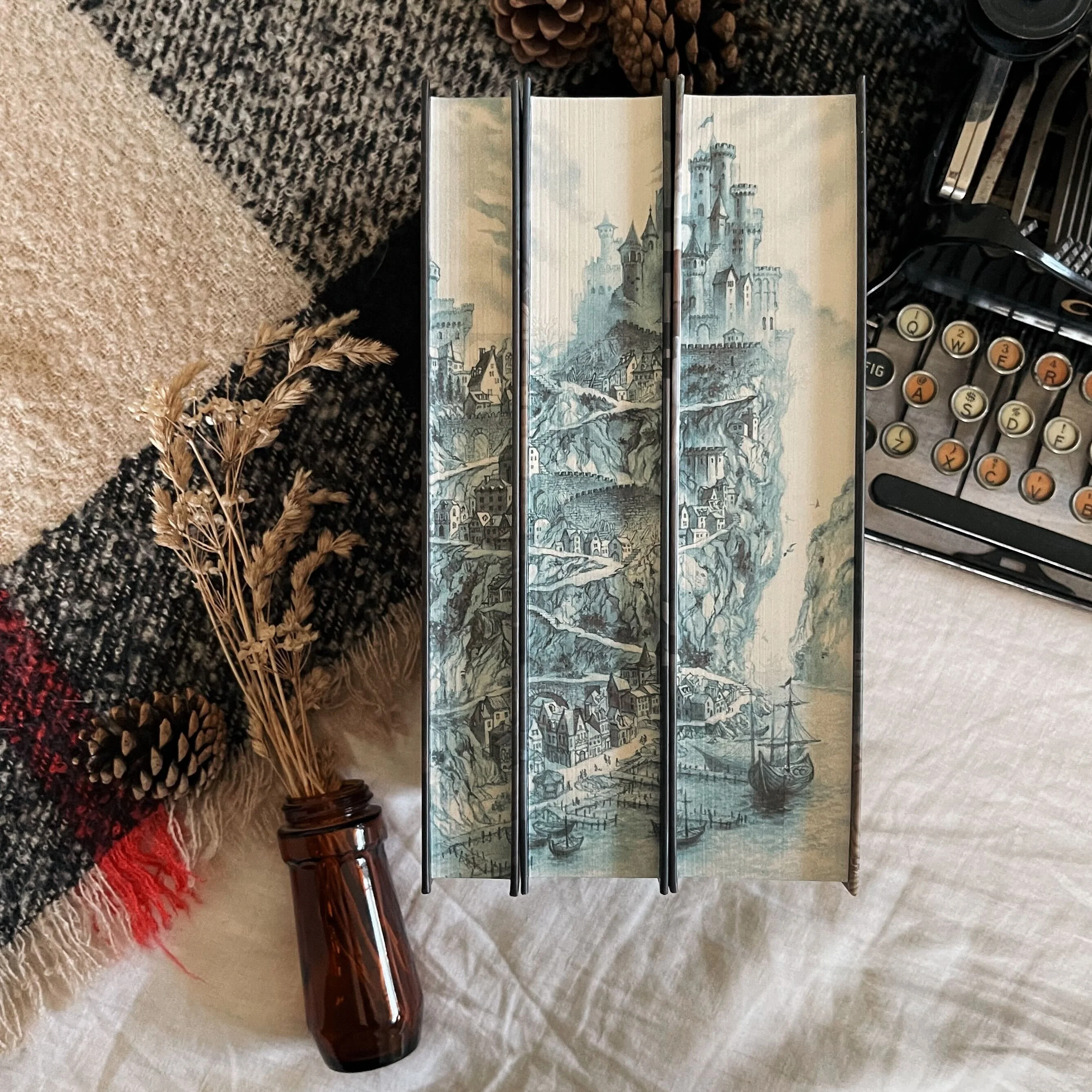 Farseer Trilogy by Robin Hobb (Illumicrate Exclusive) - Image 4