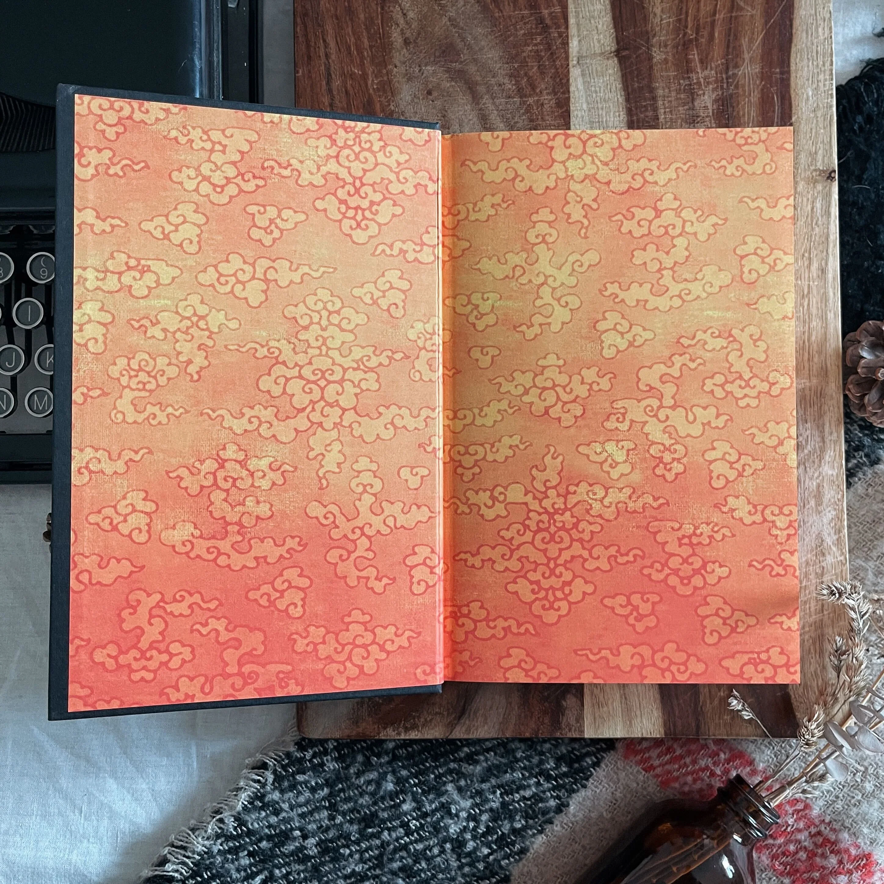 She Who Became the Sun by Shelley Parker-Chan book only (Illumicrate Exclusive) - Image 3