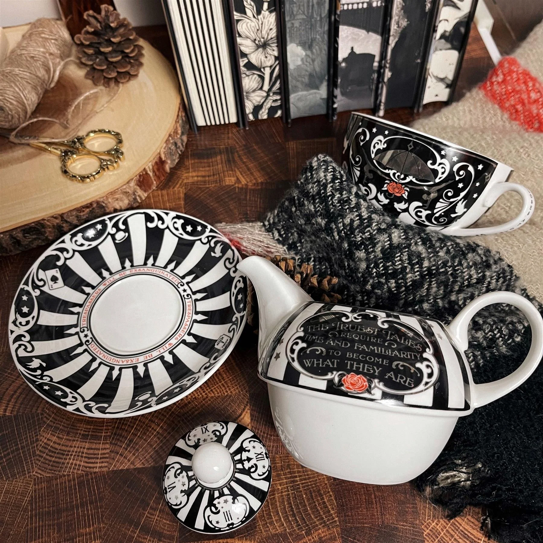 The Night Circus Ceramic Teapot and Cup - Image 3