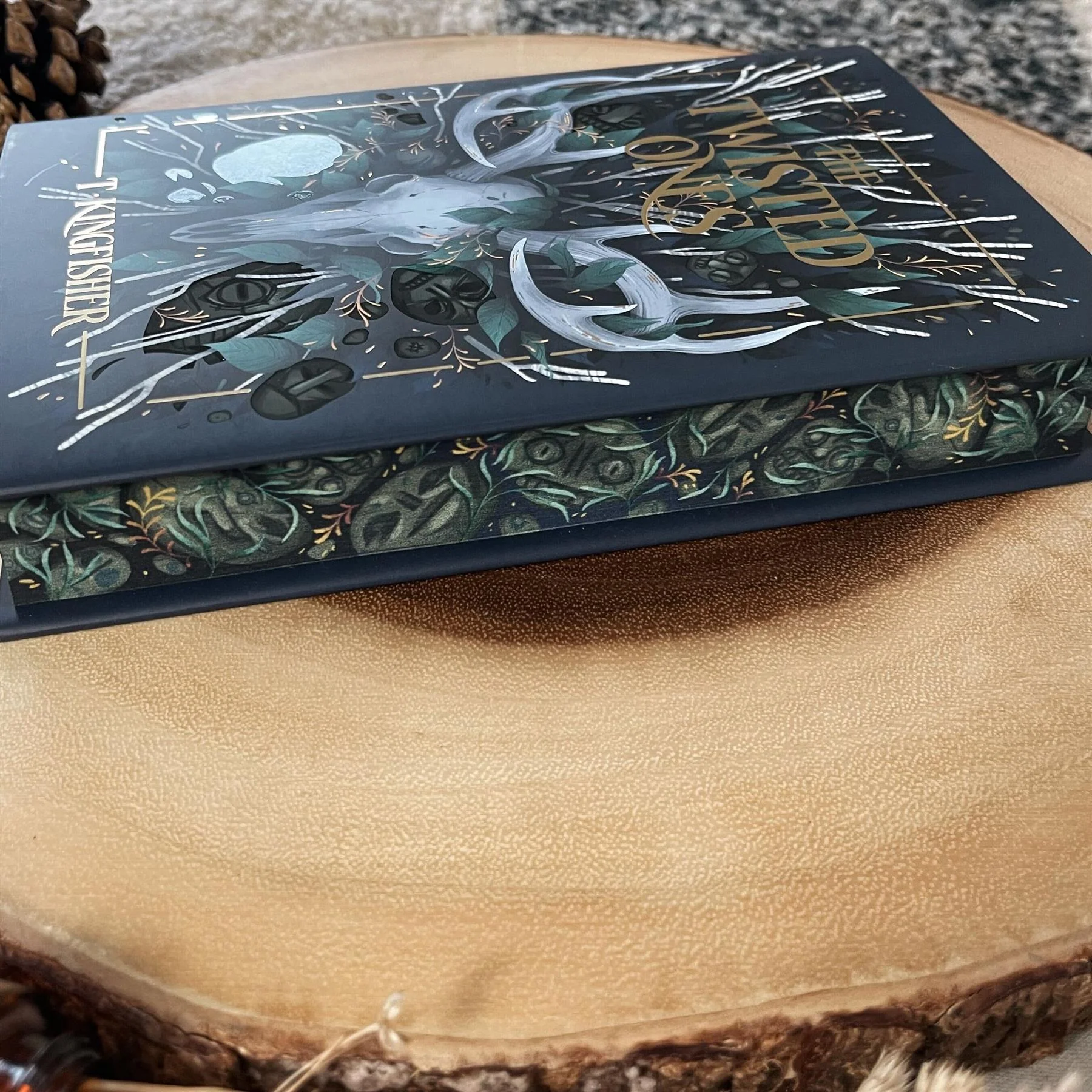 The Twisted Ones by T. Kingfisher (Evernight Exclusive) - Image 3